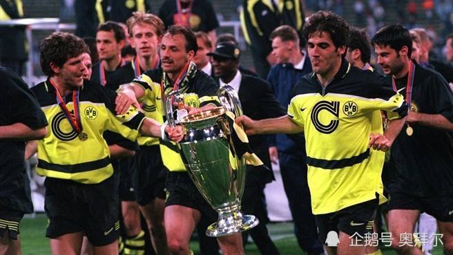  摩纳哥青年军展锋芒，三球横扫斯特拉斯堡夺榜首  