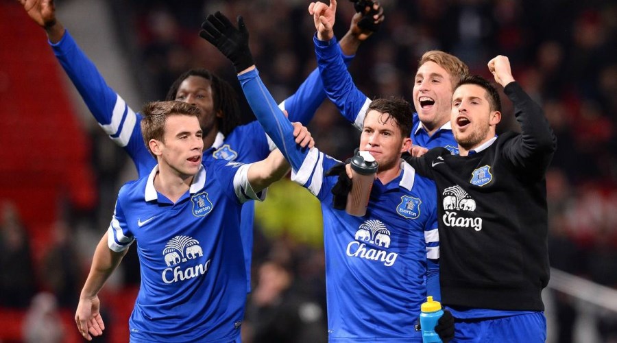  埃弗顿主场逼平利物浦上演保级关键战