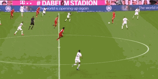  亚特兰大边中结合，立体攻势让对手防不胜防